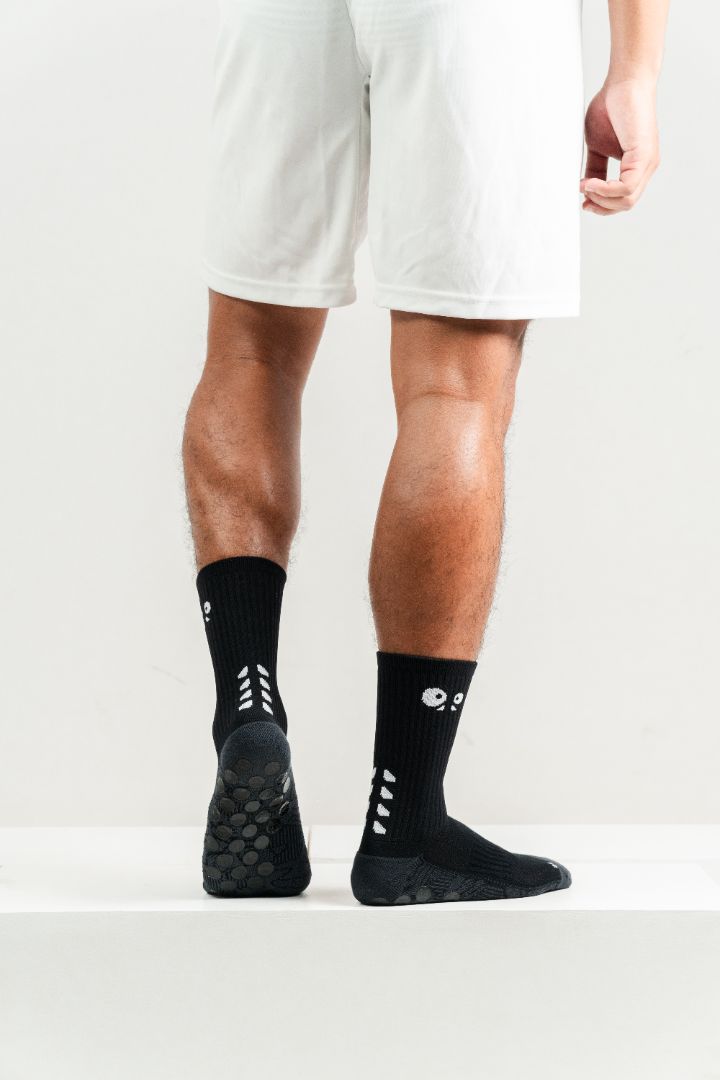 Geko Performance Grip Socks (Black)